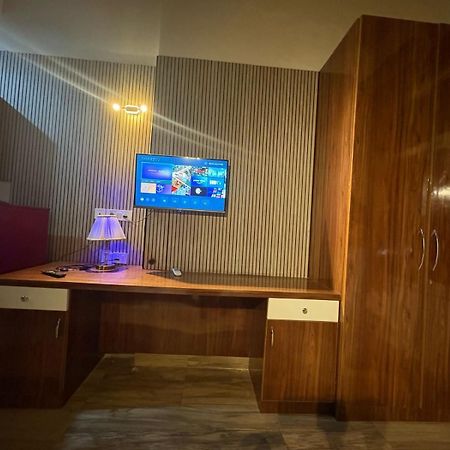 Rs Residency Apartment Greater Noida Exterior photo